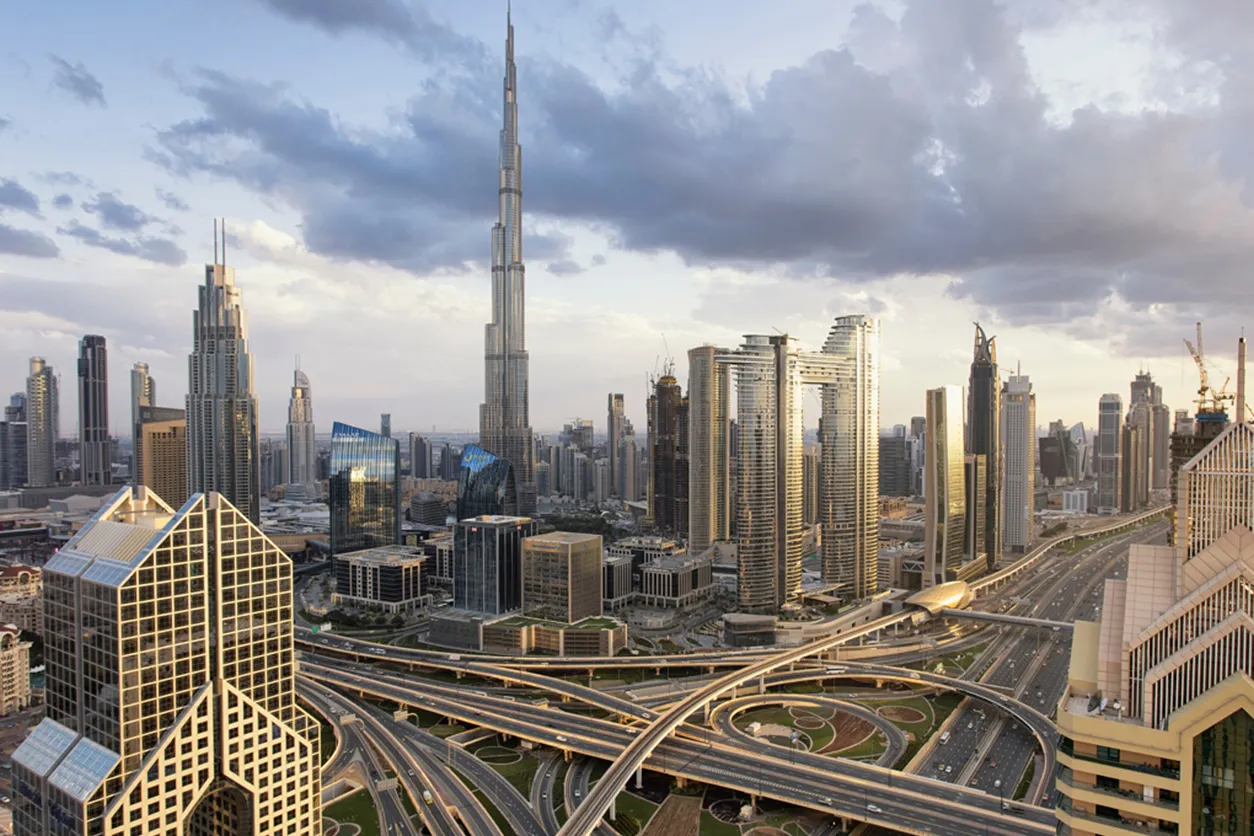 company-formation-in-the-uae-mainland-vs-free-zone-vs-offshore